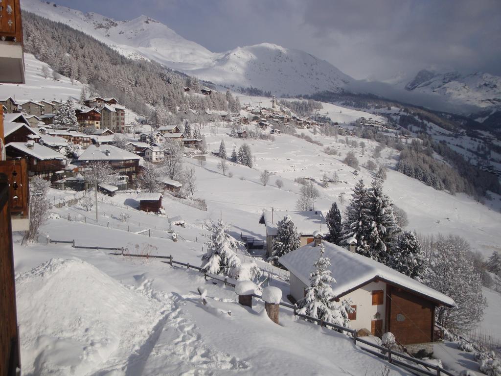 Hotel Alpe Fleurie Champoluc Ngoại thất bức ảnh